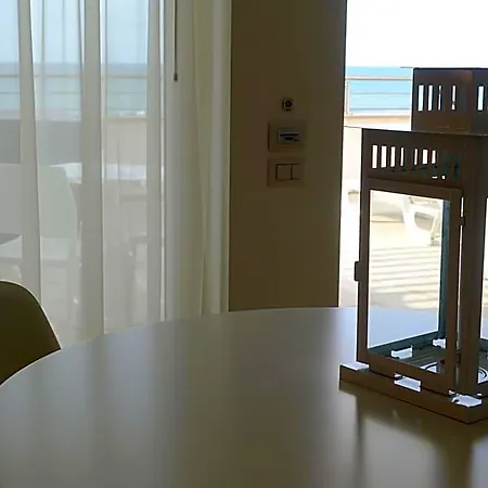E Il Faro Acciaroli Hotel Pollica